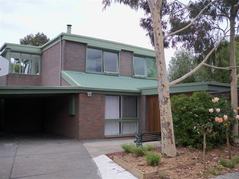 13 St Georges Court, Glen Waverley VIC 3150