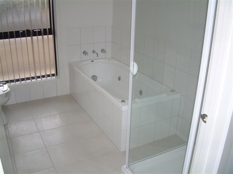 14 Samada Street, Notting Hill VIC 3168