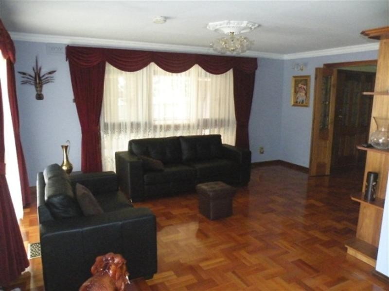 8 Lauriston Court, Mulgrave VIC 3170