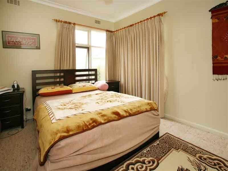 19 Kennedy Street, Glen Waverley VIC 3150