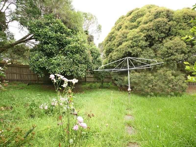 19 Kennedy Street, Glen Waverley VIC 3150