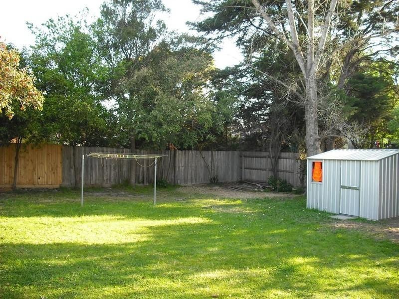 4 Catherine Avenue, Mount Waverley VIC 3149