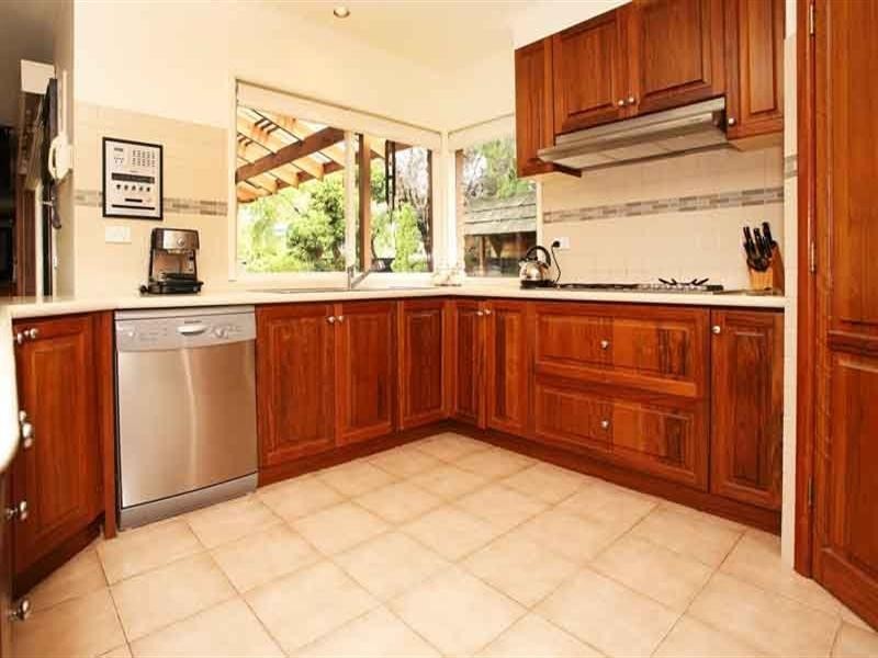 17 Tanya Place, Wheelers Hill VIC 3150