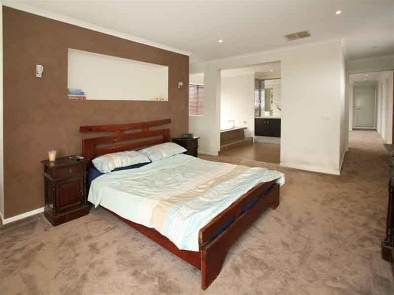 236 Normanby Road, Notting Hill VIC 3168