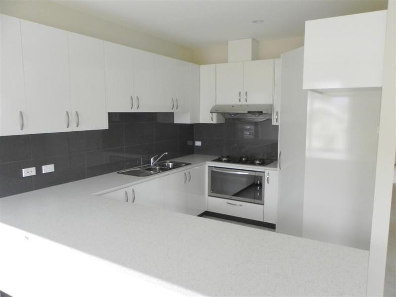 1/35 Angus Drive, Glen Waverley VIC 3150