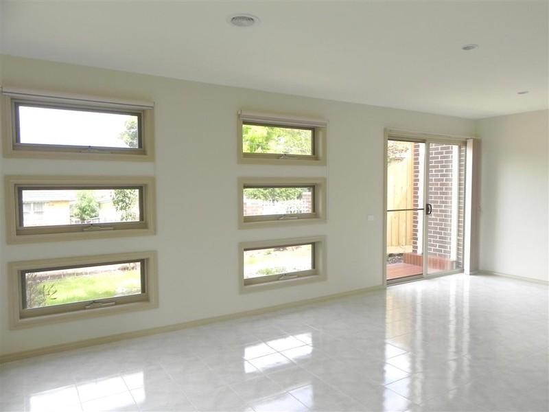 1/35 Angus Drive, Glen Waverley VIC 3150