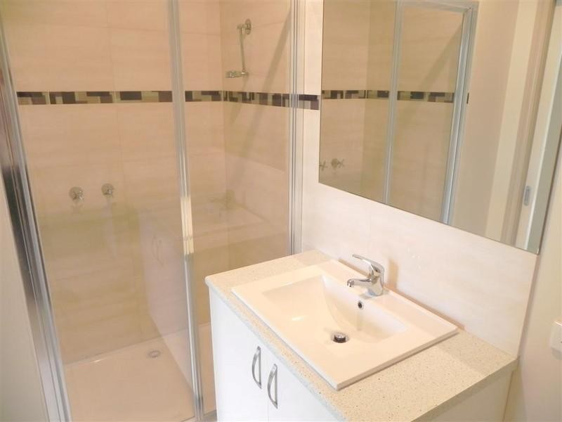 2/35 Angus Drive, Glen Waverley VIC 3150