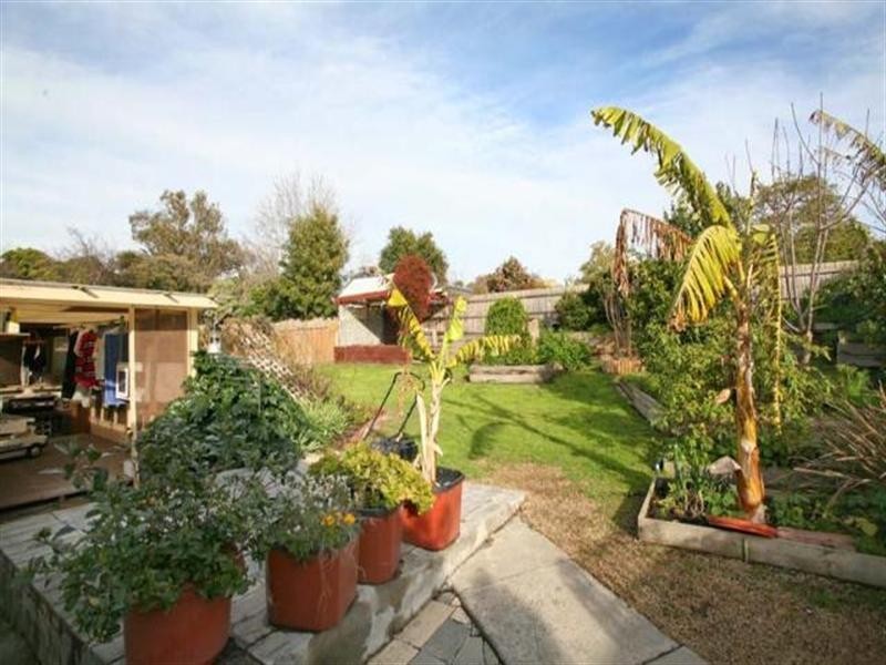 35 Bales Street, Mount Waverley VIC 3149