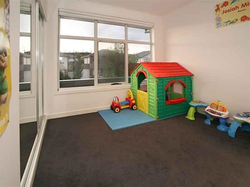 69 Stadium Circuit, Mulgrave VIC 3170