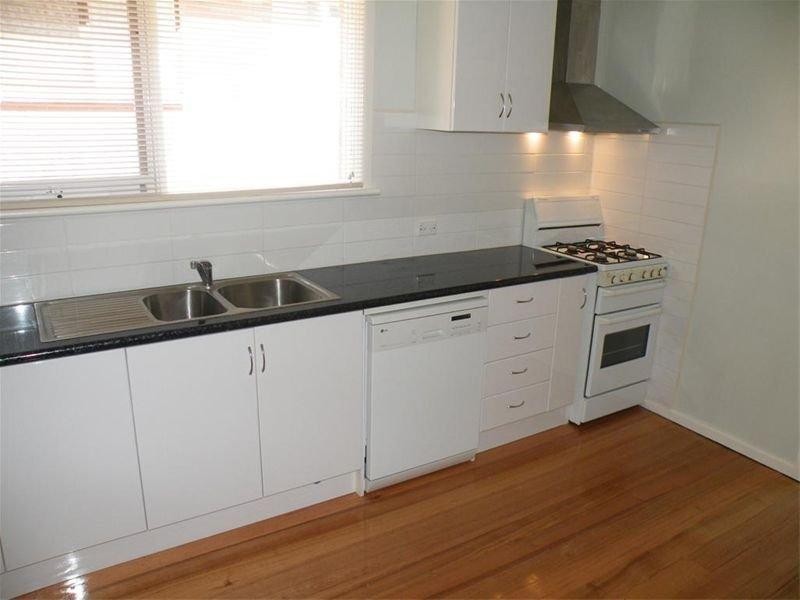 10 Ridley Street, Burwood East VIC 3151