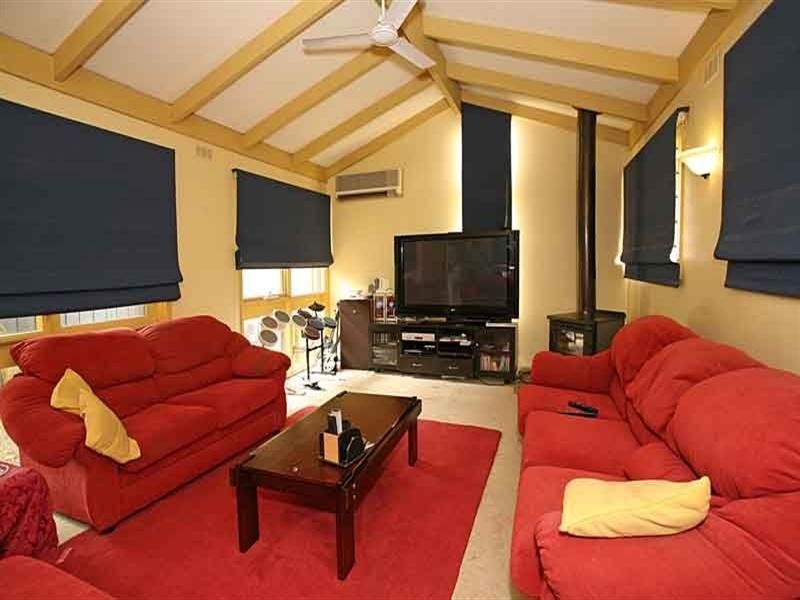 21 Rivett Crescent, Mulgrave VIC 3170