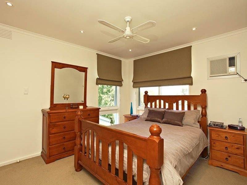 72 Amesbury Avenue, Wantirna VIC 3152