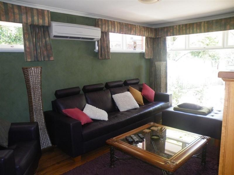 29 Winmalee Drive, Glen Waverley VIC 3150