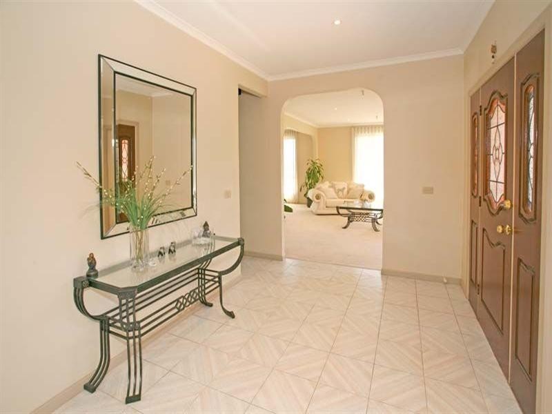 14 Nimmo Court, Mulgrave VIC 3170