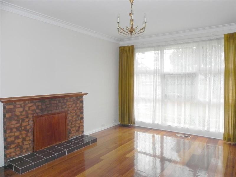 63 Lebanon Crescent, Mulgrave VIC 3170