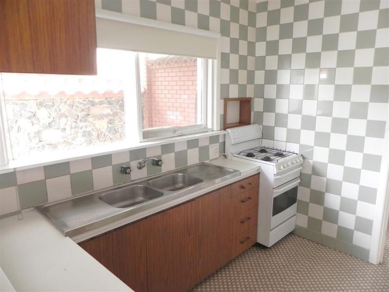 63 Lebanon Crescent, Mulgrave VIC 3170