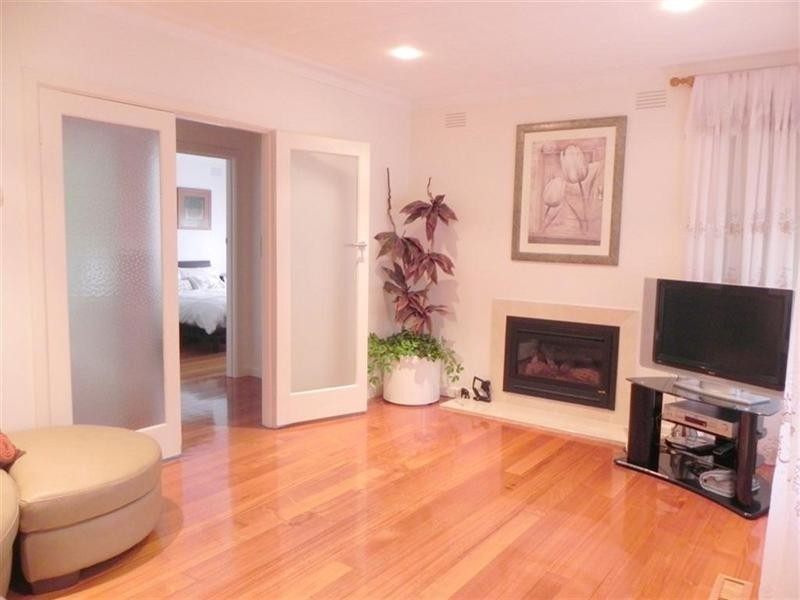 1/6 Adrienne Street, Mount Waverley VIC 3149