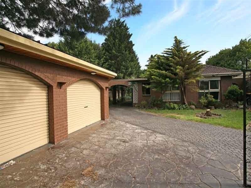 8 Lauriston Court, Mulgrave VIC 3170