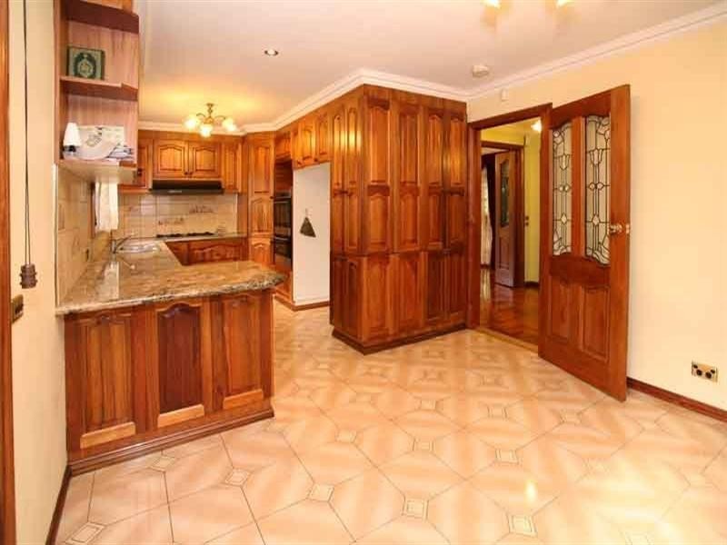 8 Lauriston Court, Mulgrave VIC 3170