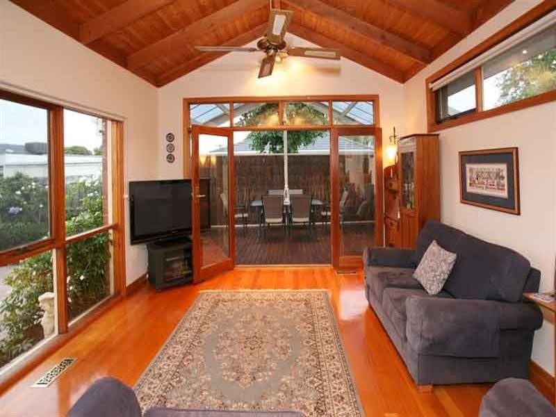 6 Dirigo Drive, Wheelers Hill VIC 3150