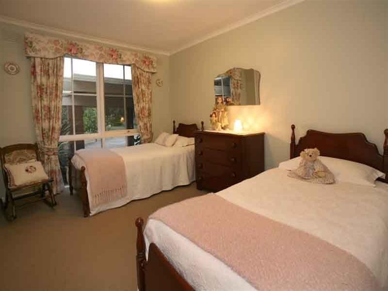 6 Dirigo Drive, Wheelers Hill VIC 3150