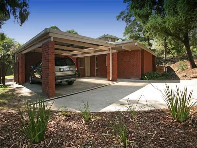 2 Bushland Court, Wheelers Hill VIC 3150