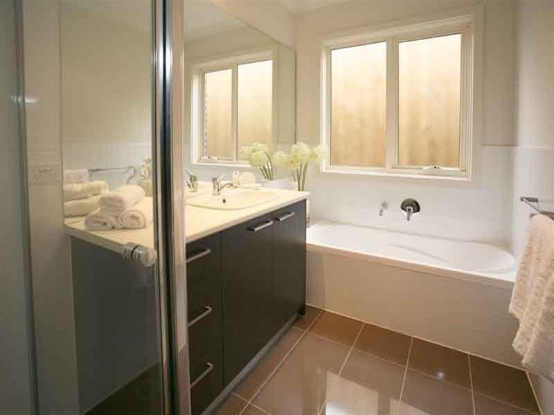 1/766 Waverley Road, Glen Waverley VIC 3150