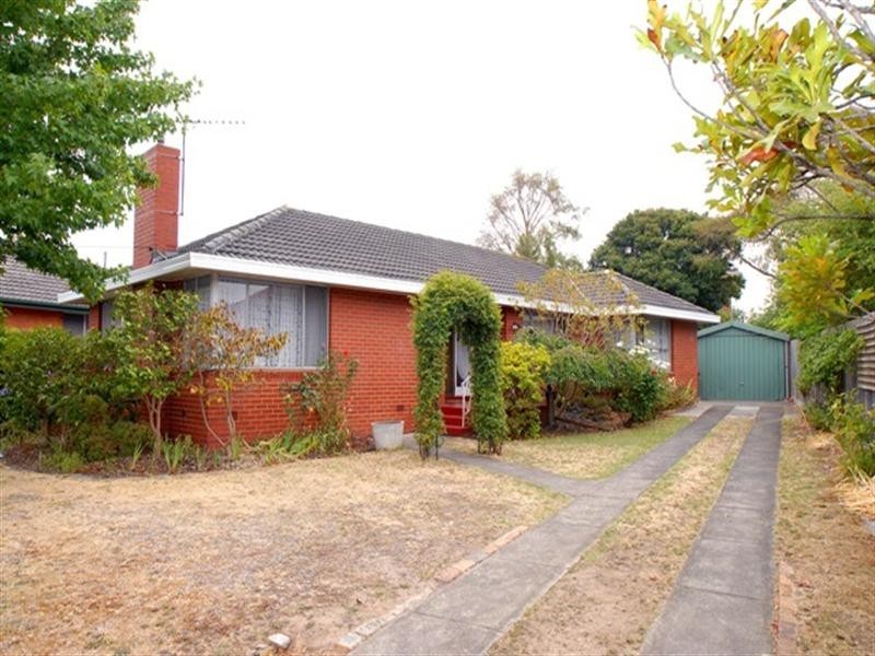 9 Diosma Drive, Glen Waverley VIC 3150