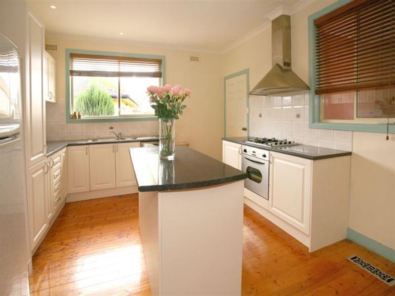 38 Winbirra Parade, Ashwood VIC 3147