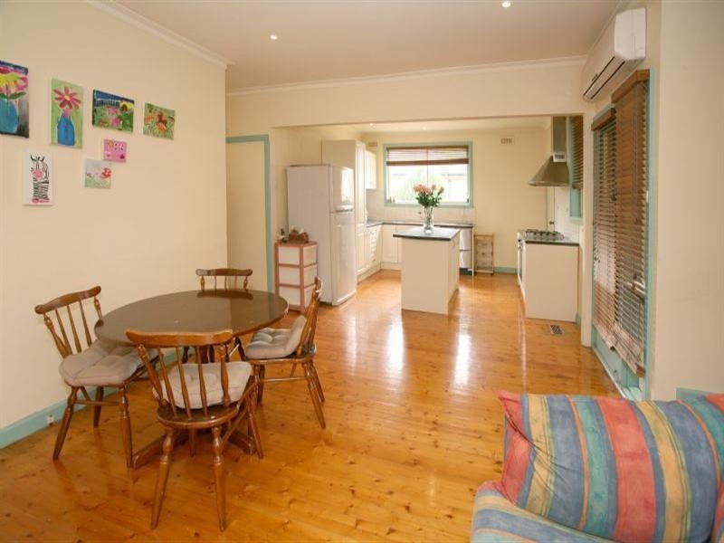 38 Winbirra Parade, Ashwood VIC 3147