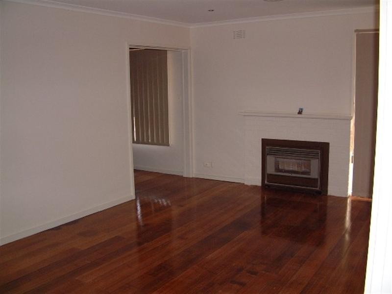 52 Grantley Drive, Glen Waverley VIC 3150