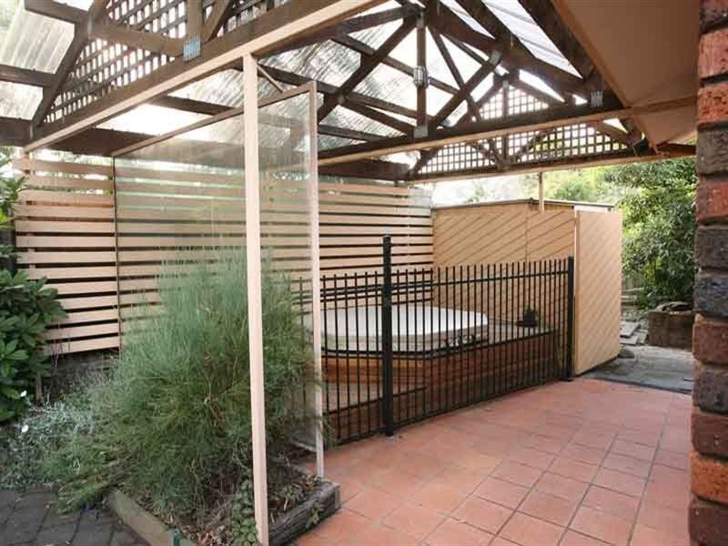 14 Donald Road, Wheelers Hill VIC 3150