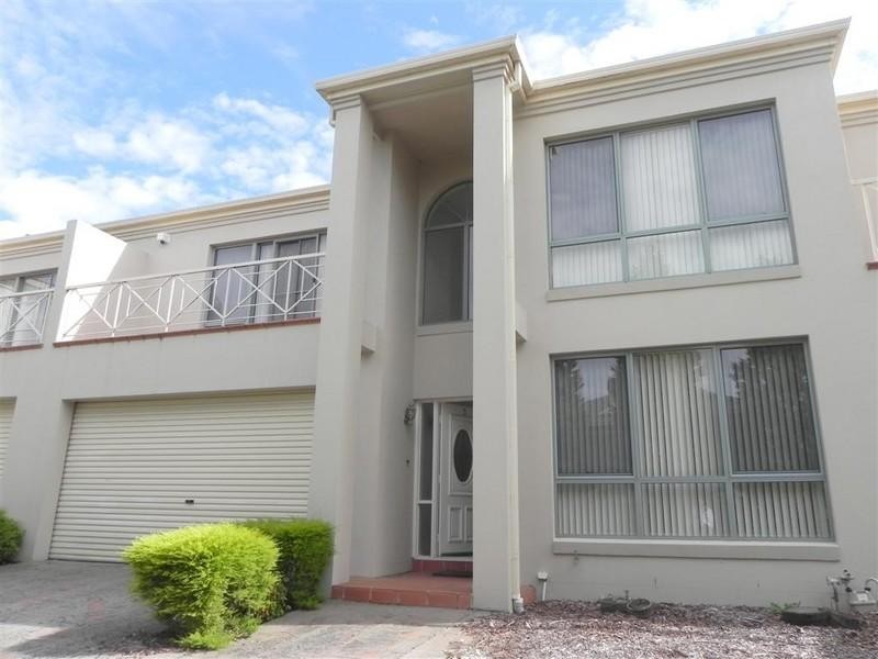 3/5-7 Cole Close, Burwood East VIC 3151
