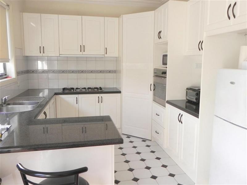 3/5-7 Cole Close, Burwood East VIC 3151