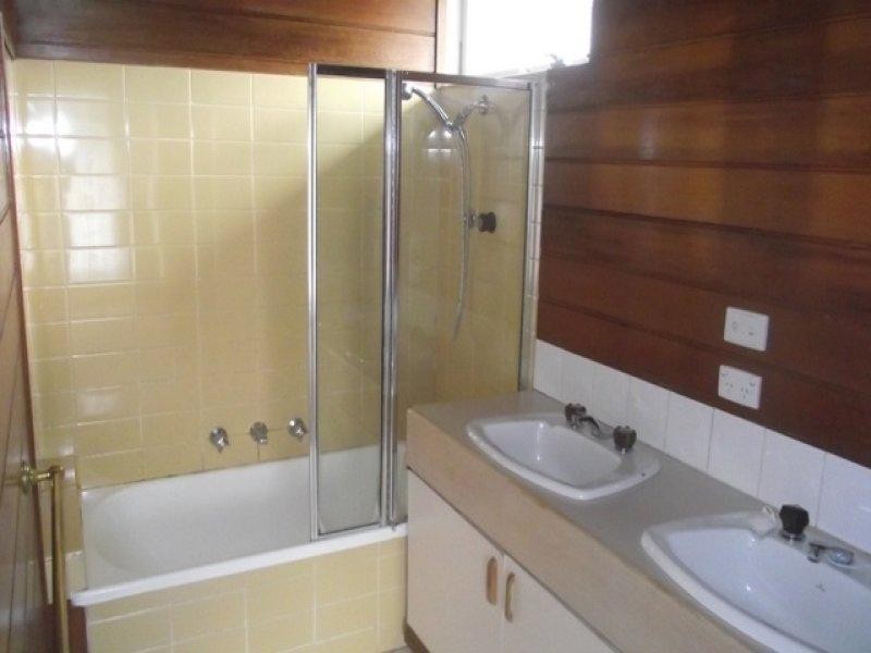 16 Carson Street, Mulgrave VIC 3170