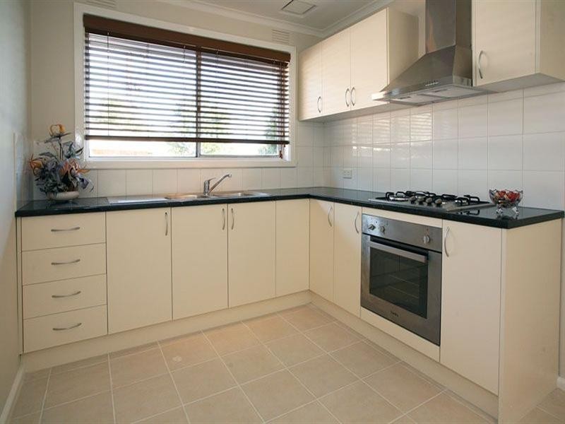 2/28 Florence Street, Glen Waverley VIC 3150