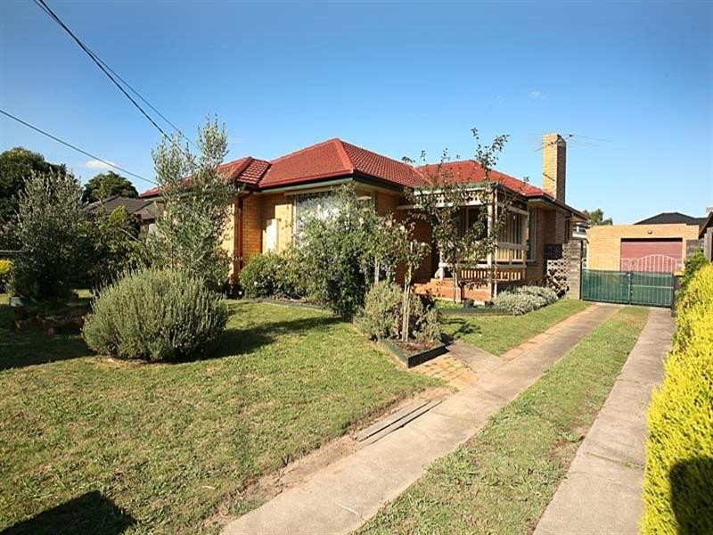 18 Glencairn Street, Mulgrave VIC 3170