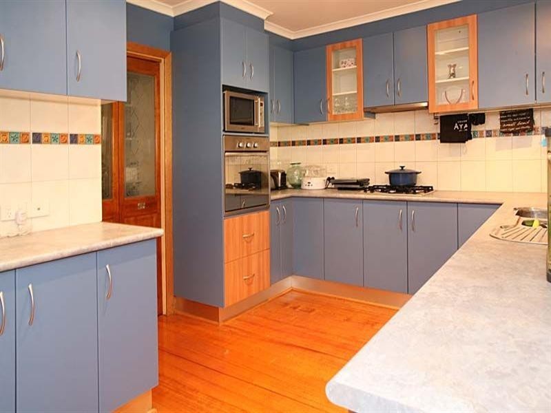 18 Glencairn Street, Mulgrave VIC 3170