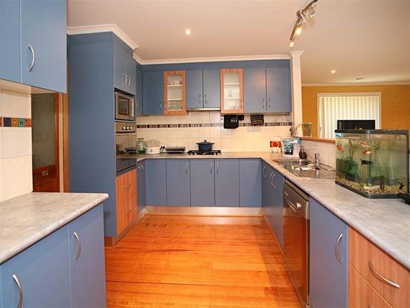 18 Glencairn Street, Mulgrave VIC 3170