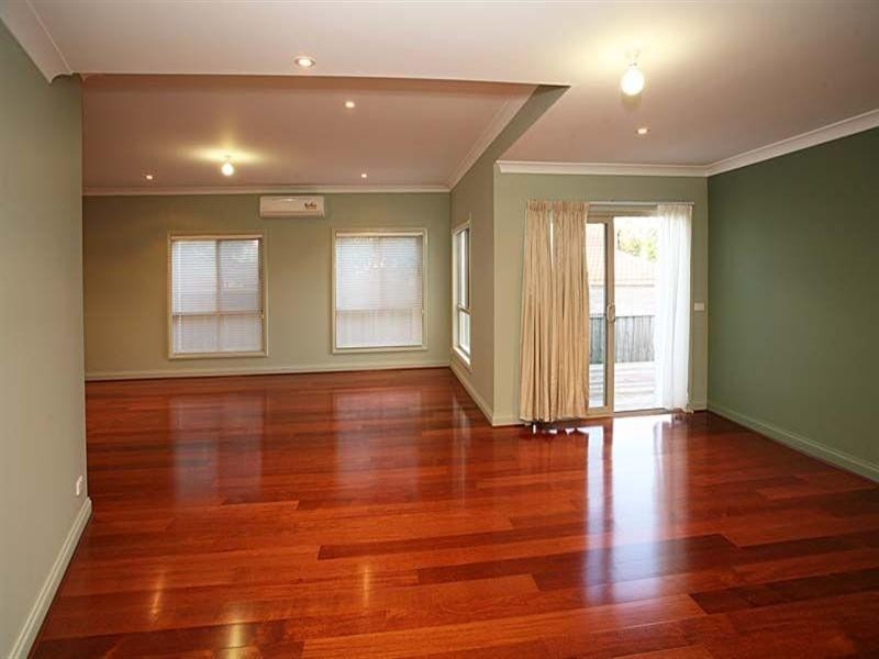 1/6 Henderson Court, Glen Waverley VIC 3150