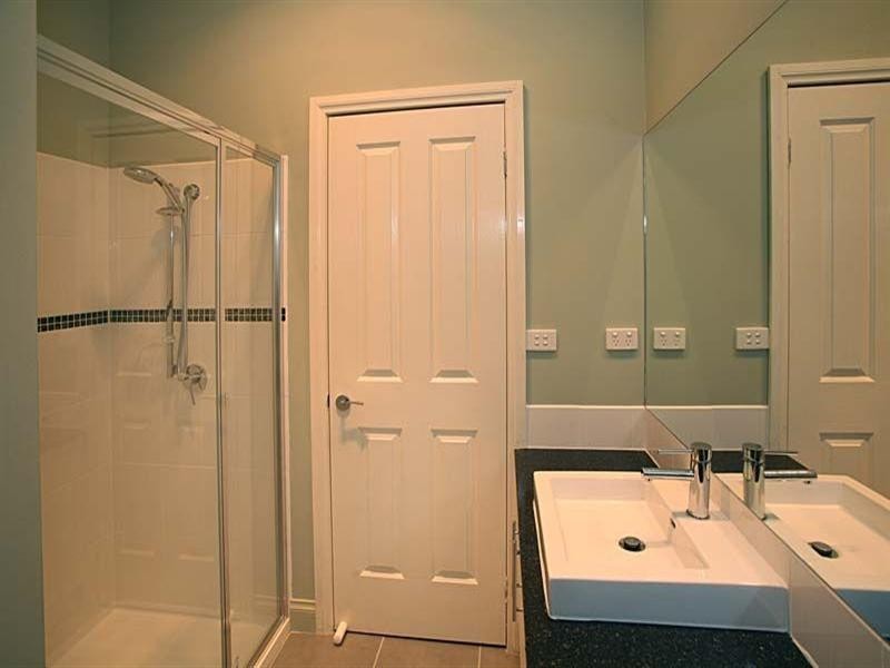 1/6 Henderson Court, Glen Waverley VIC 3150