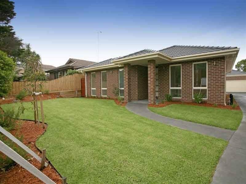2/766 Waverley Road, Glen Waverley VIC 3150