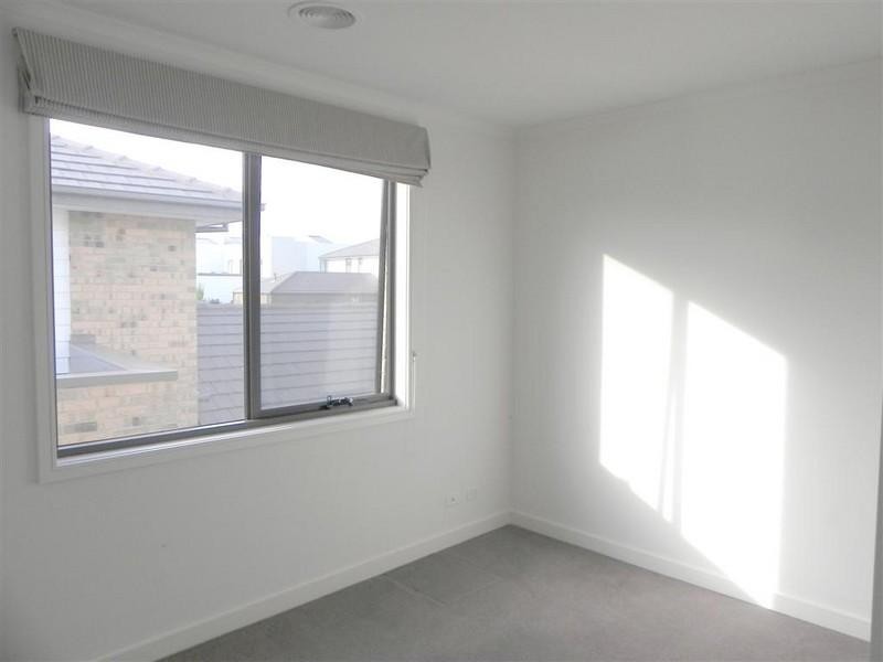 9 Beaconsfield Road, Mulgrave VIC 3170