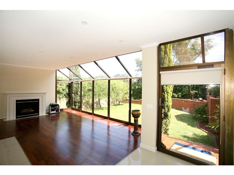 4 Dalkeith Close, Wheelers Hill VIC 3150