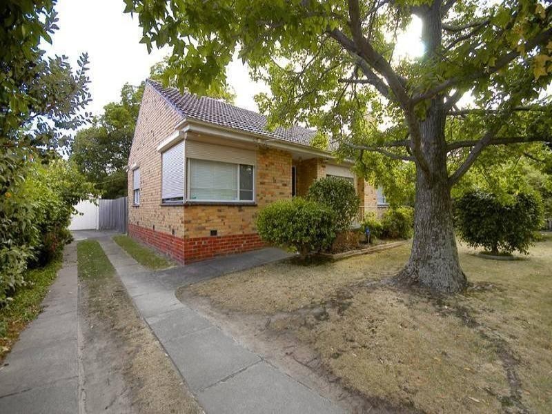 15 Juniper Avenue, Glen Waverley VIC 3150