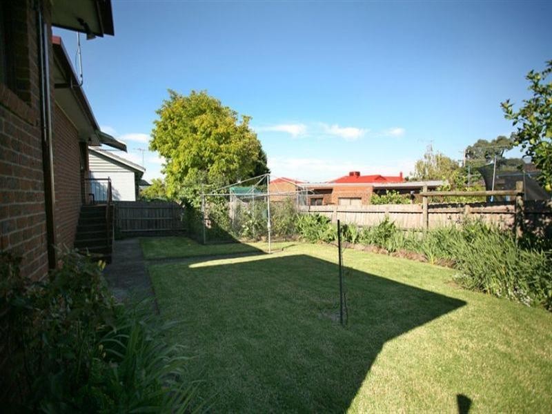 13 Galahad Crescent, Glen Waverley VIC 3150