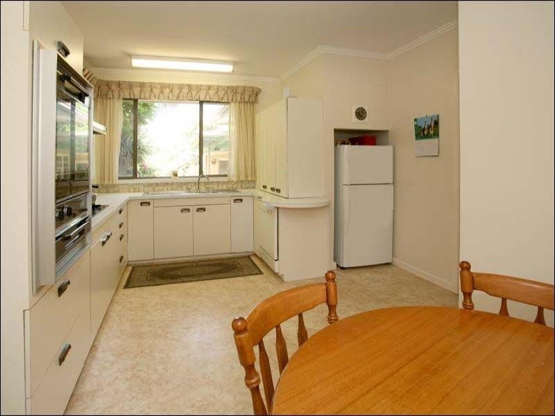 30 Carson Street, Mulgrave VIC 3170