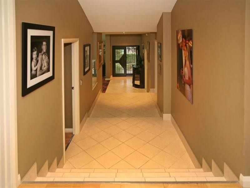 16 Pleasant View Crescent, Wheelers Hill VIC 3150