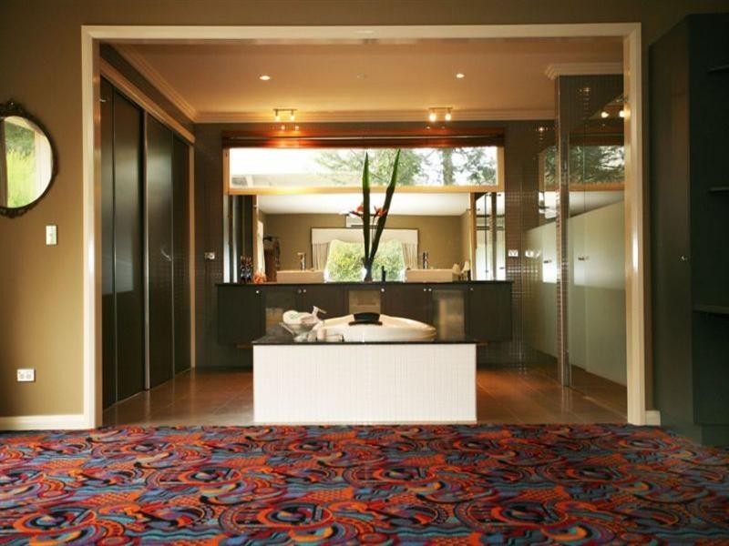 16 Pleasant View Crescent, Wheelers Hill VIC 3150