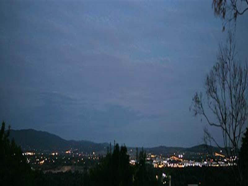 1 Pleasant View Crescent, Wheelers Hill VIC 3150